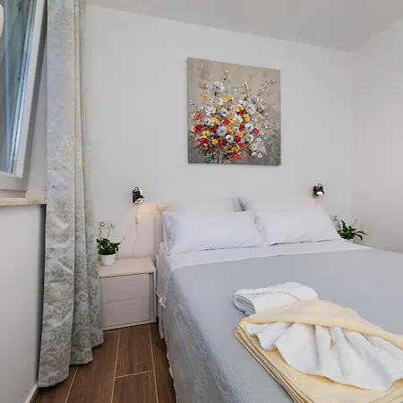 Nada 1 Apartman *
