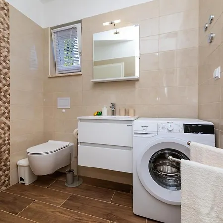 Apartman Nada 1