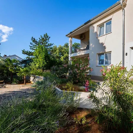 Nada 1 Apartman