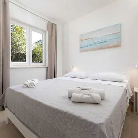 Apartment Nada 1 *