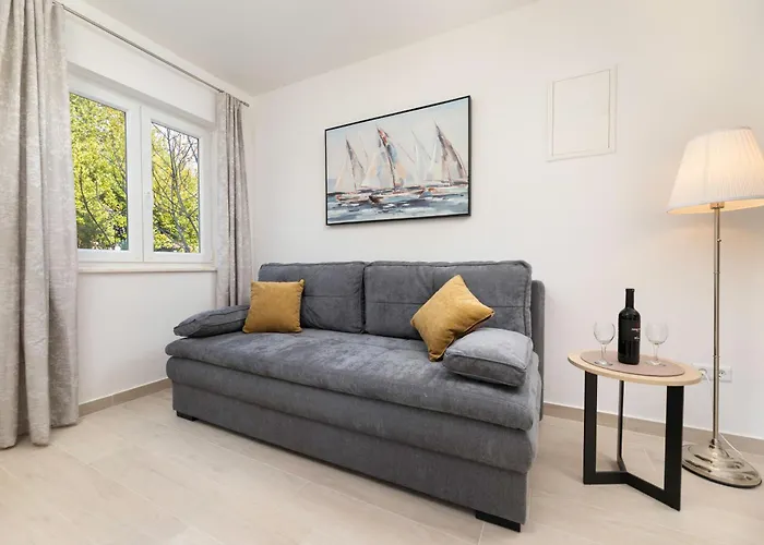 Nada 1 Apartment Malinska